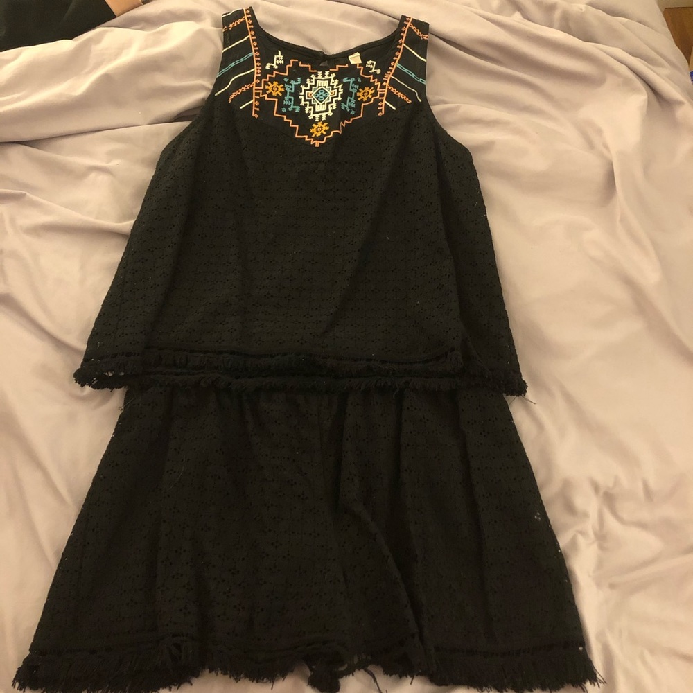 Women’s 2 piece Top and Shorts
